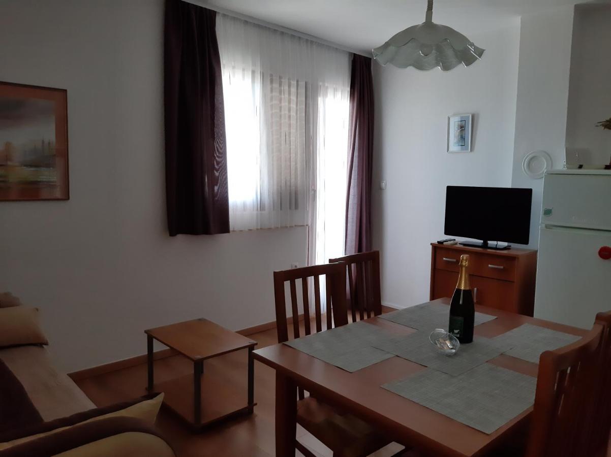 Apartments Agrijan Maslenica Exterior foto