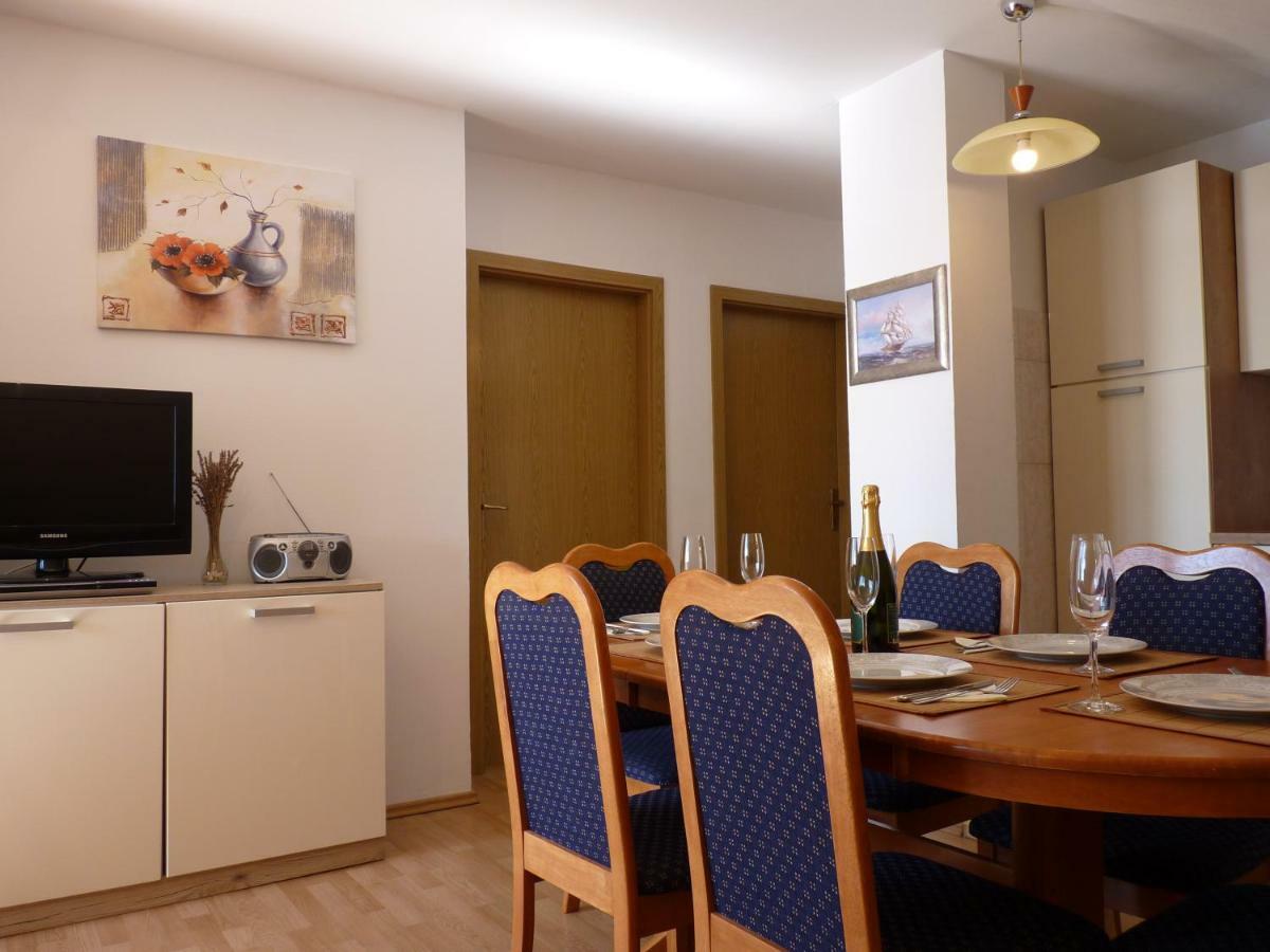 Apartments Agrijan Maslenica Exterior foto